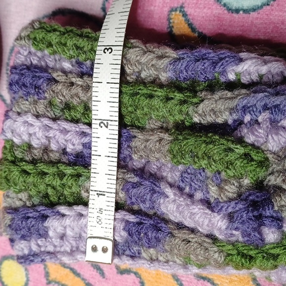Handmade crochet handband - Picture 2 of 2